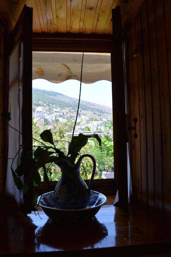 Appartement Remvi à Hydra  Extérieur photo